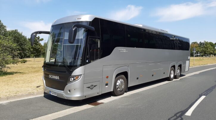 ANMIETUNG REISEBUSSE