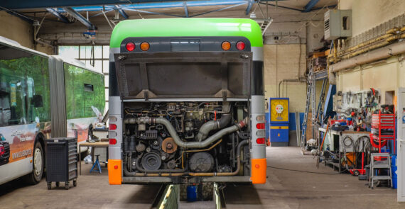 Unfall- & <br>Karosseriearbeiten